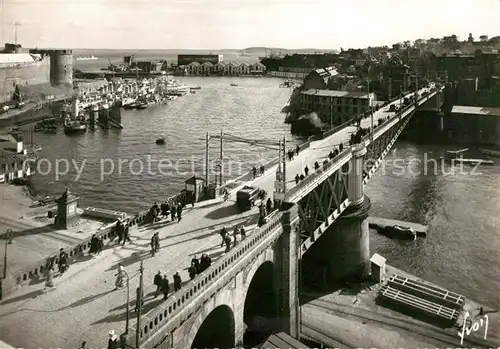 AK / Ansichtskarte Brest Finistere Pont tournant Avant Port Kat. Brest