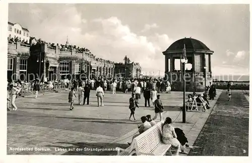 AK / Ansichtskarte Borkum Nordseebad Leben auf der Strandpromenade Kat. Borkum