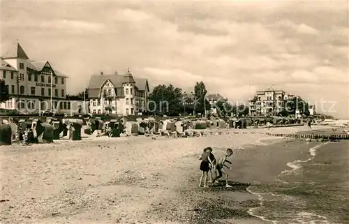 AK / Ansichtskarte Kuehlungsborn Ostseebad Strand FDGB Erholungsheime Kat. Kuehlungsborn