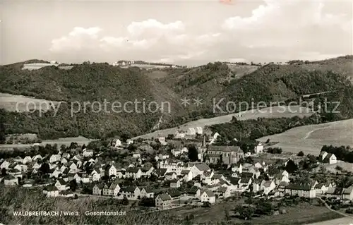 AK / Ansichtskarte Waldbreitbach Wied Panorama Kat. Waldbreitbach