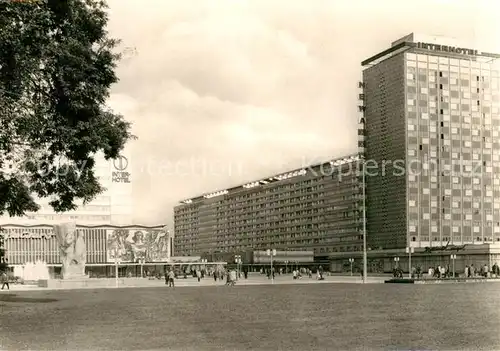 AK / Ansichtskarte Dresden Prager Strasse Lenin Denkmal Vertragshotel Bastei und Hotel Newa Kat. Dresden Elbe