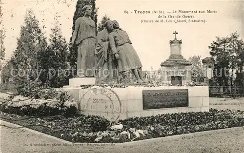 AK / Ansichtskarte Troyes Aube Monument aux Morts de la Grande Guerre Kriegerdenkmal Kat. Troyes