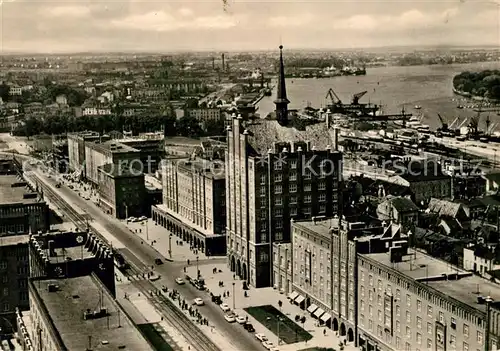 AK / Ansichtskarte Rostock Mecklenburg Vorpommern Blick von Marienkirche Lange Strasse Kat. Rostock