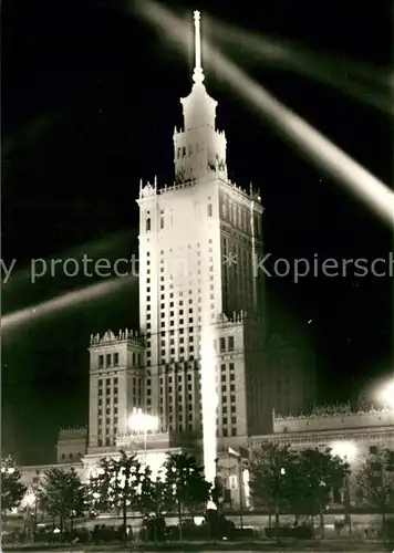AK / Ansichtskarte Warszawa Palast der Kultur Nachtaufnahme Kat. Warschau Polen