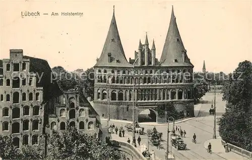 AK / Ansichtskarte Luebeck Holstentor Kat. Luebeck