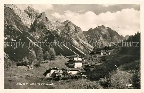 AK / Ansichtskarte Herzebenalm Alpe im Pinnistal Alpenpanorama Stubaier Alpen Kat. Oesterreich