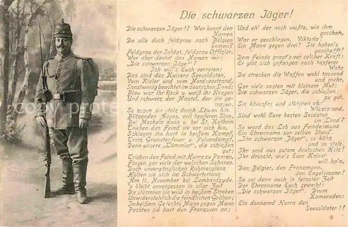 AK / Ansichtskarte Militaria Jaeger Poesie Die schwarzen Jaeger Soldat mit Gewehr WK1