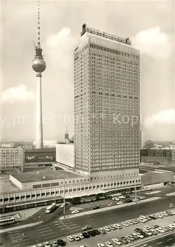 AK / Ansichtskarte Berlin Interhotel Stadt Berlin Fernsehturm Kat. Berlin