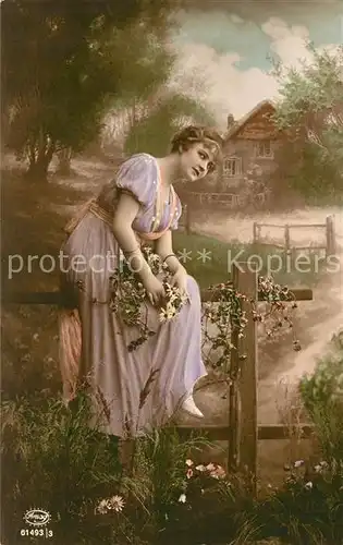 AK / Ansichtskarte Foto Amag Nr. 61493 3 Frau Blumen  Kat. Fotografie