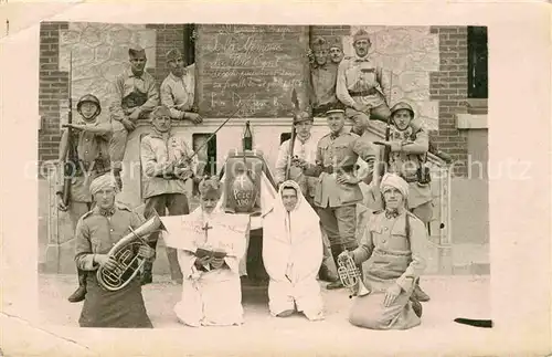 AK / Ansichtskarte Militaria Frankreich Dragoner Regiment 22 Muesiker Gruppenfoto soldatenleben  Kat. Militaria