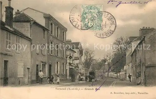 AK / Ansichtskarte Verneuil sur Seine Grande Rue Kat. Verneuil sur Seine