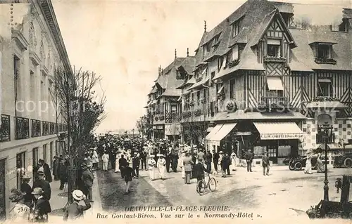 AK / Ansichtskarte Deauville Rue Gontaut Biron Normandy Hotel Kat. Deauville