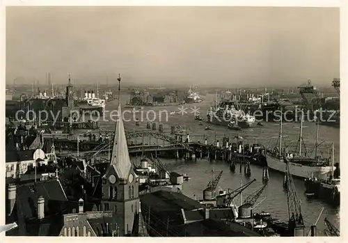 AK / Ansichtskarte Schiffe Ships Navires Hamburg Hafen
