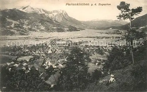 AK / Ansichtskarte Partenkirchen Gesamtansicht gegen Zugspitze Wettersteingebirge Kat. Garmisch Partenkirchen