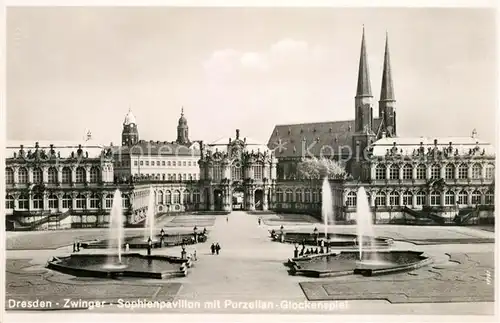 AK / Ansichtskarte Dresden Zwinger Sophienpavillon mit Porzellan Glockenspiel Kat. Dresden Elbe