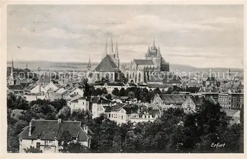 AK / Ansichtskarte Erfurt Panorama Schloss Kat. Erfurt