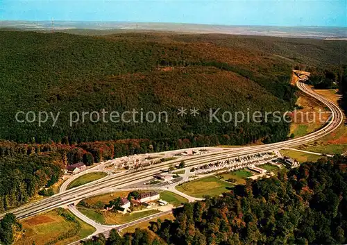 AK / Ansichtskarte Autobahn Rohrbrunn Rasthaus im Spessart Fliegeraufnahme Kat. Autos