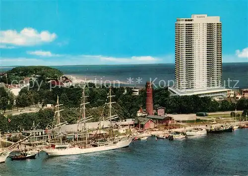 AK / Ansichtskarte Travemuende Ostseebad Fliegeraufnahme Kat. Luebeck