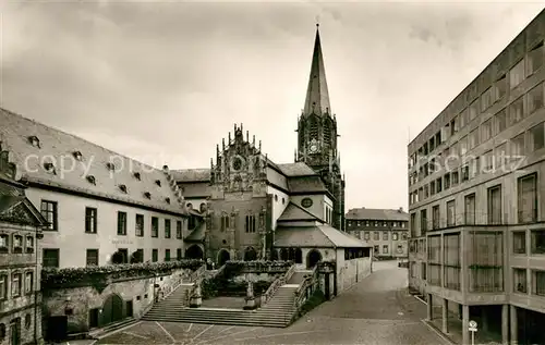 AK / Ansichtskarte Aschaffenburg Main Stiftsplatz Kirche Kat. Aschaffenburg