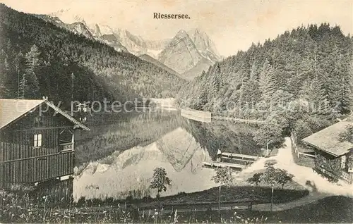 AK / Ansichtskarte Riessersee Wasserspiegelung im Bergsee Alpenpanorama Kat. Garmisch Partenkirchen