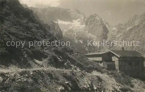 AK / Ansichtskarte Hammersbach Grainau Knappenhuette im Hoellental Gebirgspanorama Kat. Grainau