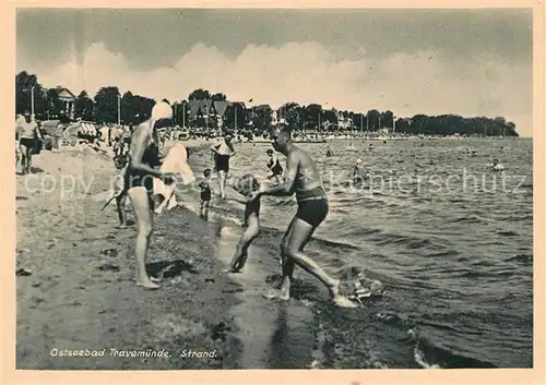 AK / Ansichtskarte Travemuende Ostseebad Strand Kat. Luebeck