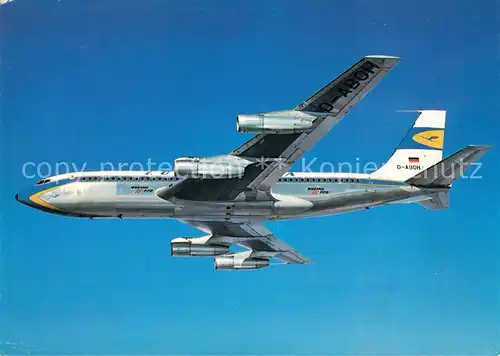 AK / Ansichtskarte Lufthansa Boeing Jet 720 B Kat. Flug