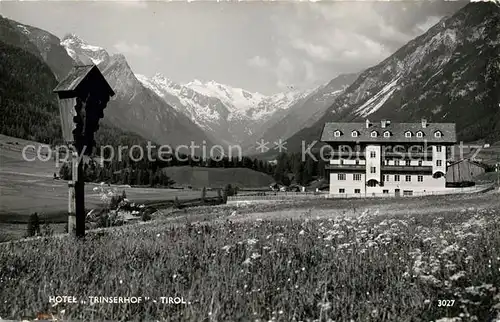 AK / Ansichtskarte Steinach Brenner Tirol Hotel Trinserhof Wegekreuz Alpenwiesen Alpenpanorama Kat. Steinach am Brenner