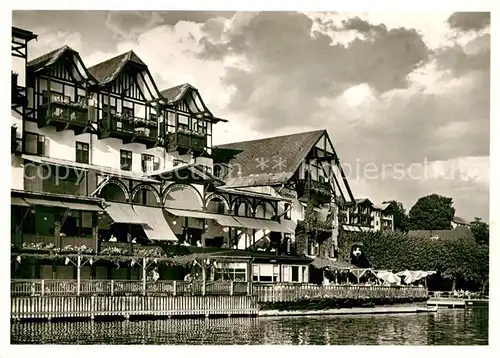 AK / Ansichtskarte St Wolfgang Wolfgangsee Hotel Restaurant Weisses Roessl Ansicht vom See aus Kat. St. Wolfgang im Salzkammergut