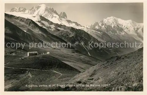 AK / Ansichtskarte Chamonix Aiguilles Vertes et Mont Blanc depuis le Col de Balme Kat. Chamonix Mont Blanc