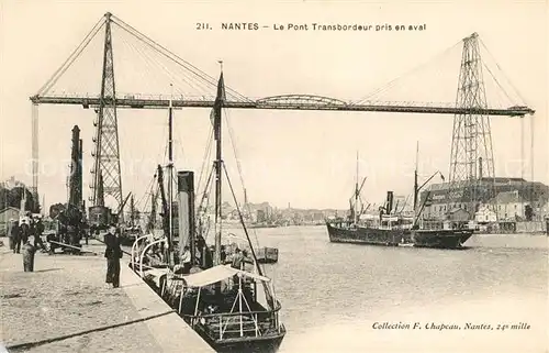 AK / Ansichtskarte Nantes Loire Atlantique Pont Transbordeur pris en aval Bateaux Kat. Nantes