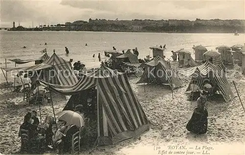 AK / Ansichtskarte Royan Charente Maritime La Plage Effet de contre jour Kat. Poitiers Charentes