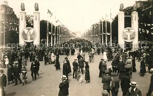 AK / Ansichtskarte Paris Les Fetes de la Victoire Juillet 1919 Avenue des Champs Elysees Kat. Paris