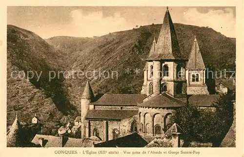 AK / Ansichtskarte Conques Aveyron Eglise XII siecle vue prise de l Abside et Gorge Sainte Foy Kat. Conques