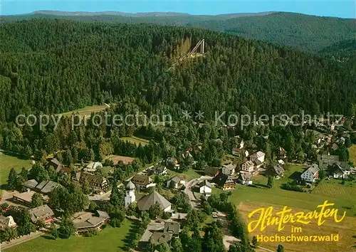 AK / Ansichtskarte Hinterzarten Fliegeraufnahme Skisprungschanze  Kat. Hinterzarten