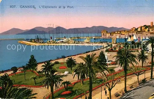 AK / Ansichtskarte Cannes Alpes Maritimes Esplanade et le Port Kat. Cannes