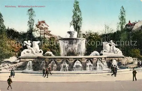 AK / Ansichtskarte Muenchen Wittelsbacherbrunnen Kat. Muenchen