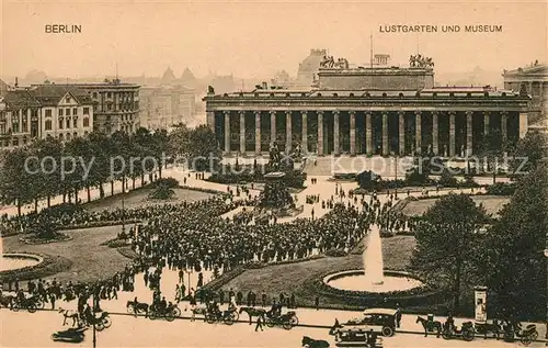 Berlin Lustgarten und Museum Denkmal Fontaene Kat. Berlin