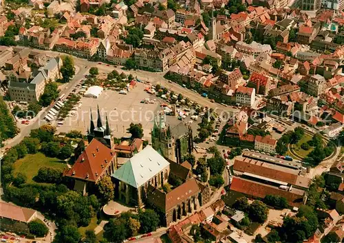 AK / Ansichtskarte Erfurt Fliegeraufnahme Domplatz Mariendom Pfarrkirche Sankt Severi Kat. Erfurt