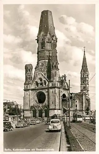 AK / Ansichtskarte Berlin Kurfuerstendamm mit Gedaechtniskirche Kat. Berlin