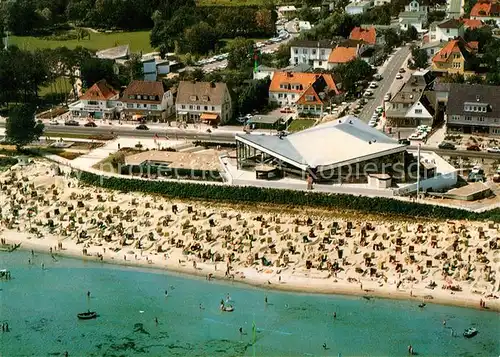 AK / Ansichtskarte Scharbeutz Ostseebad Fliegeraufnahme mit Strand Kat. Scharbeutz