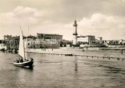 AK / Ansichtskarte Warnemuende Ostseebad Segelboot Kat. Rostock