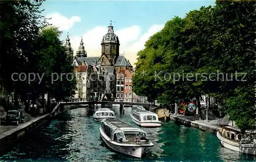 AK / Ansichtskarte Oud Amsterdam OZ Voorburgwal Kanal Rundfahrtboot Kat. Amsterdam