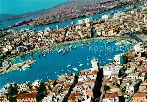 AK / Ansichtskarte Piraeus Fliegeraufnahme Kat. Piraeus