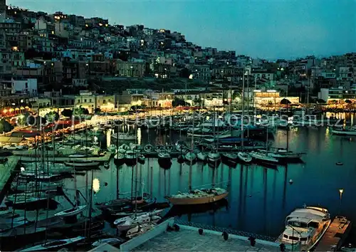 AK / Ansichtskarte Piraeus Hafen Nacht Kat. Piraeus