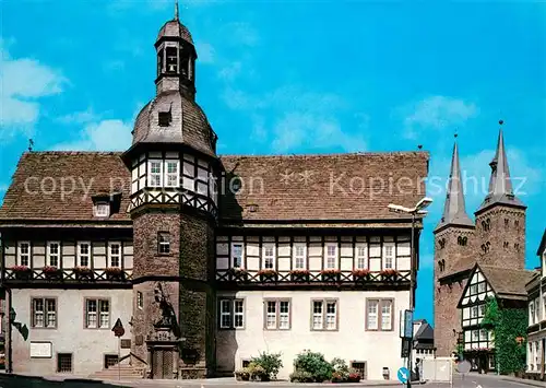 AK / Ansichtskarte Hoexter Weser Rathaus Kiliankirche Kat. Hoexter