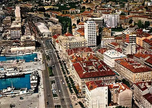 AK / Ansichtskarte Rijeka Fiume Fliegeraufnahme mit Hafen 