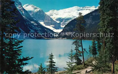 AK / Ansichtskarte Lake Louise and Victoria Glacier Canadian Rockies Landscape Kat. Banff Nationalpark