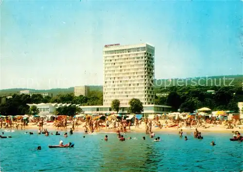 AK / Ansichtskarte Zlatni Piassatzi Strand mit Hotel International Kat. Zlatni Piassatzi