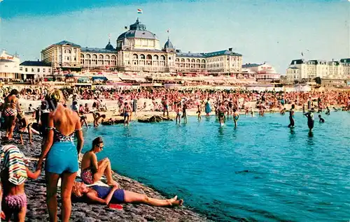 AK / Ansichtskarte Scheveningen Strand met Kurhaus Kat. Scheveningen